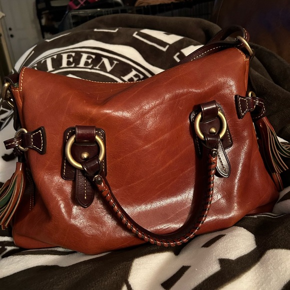 Dooney & Bourke Stanwich Satchel ♥️ ♥️ - Picture 6 of 10